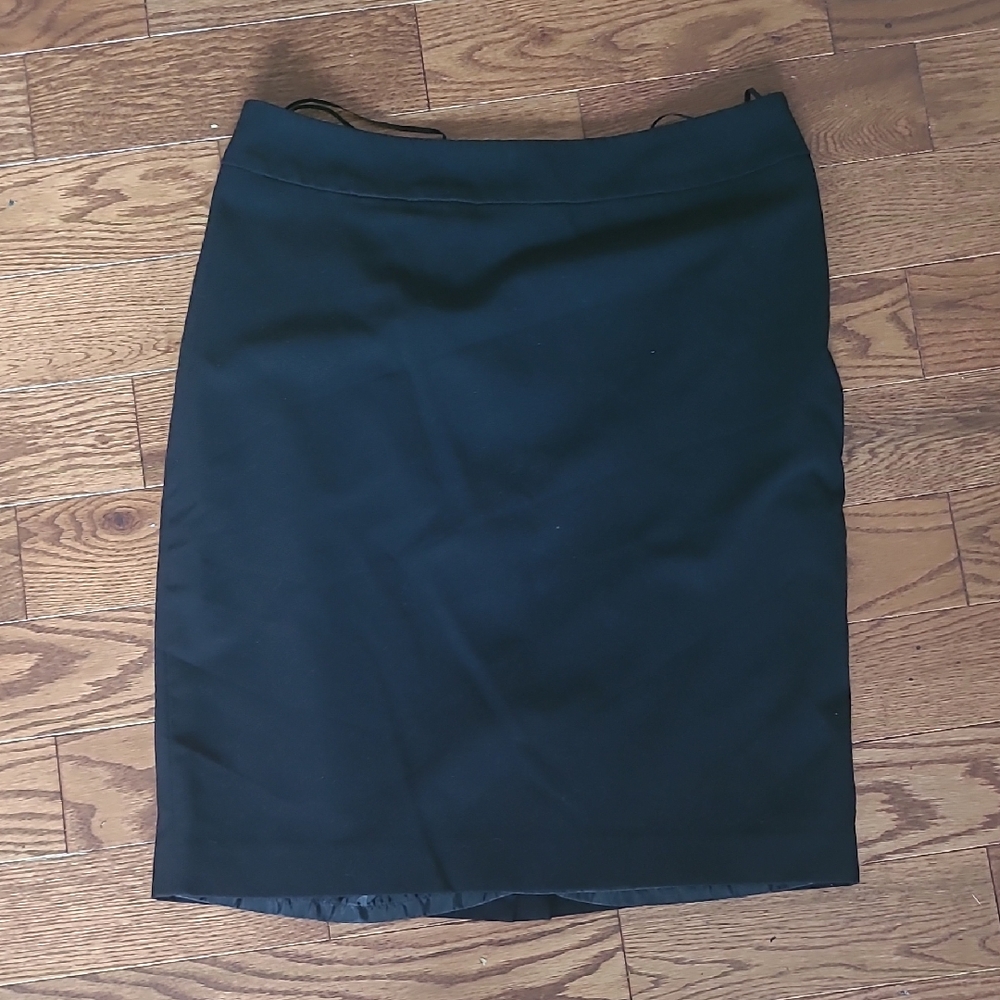 Jones New York Elegant Black Pencil Skirt